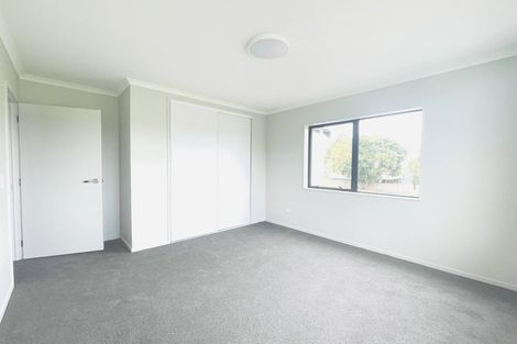 Photo of property in 6a Melleray Place, Randwick Park, Auckland, 2105