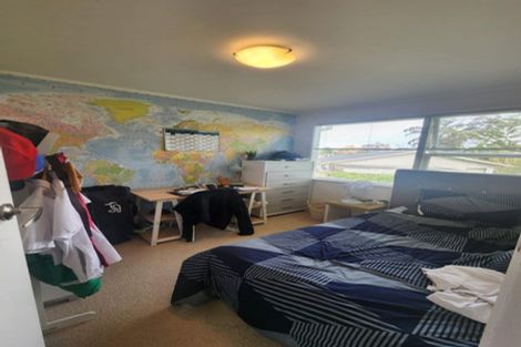 Photo of property in 90 Lauderdale Road, Birkdale, Auckland, 0626