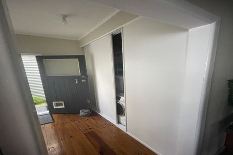 Photo of property in 11 Tane Street, New Lynn, Auckland, 0600