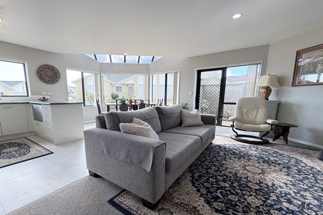 Photo of property in 9/169 Sturges Road, Henderson, Auckland, 0612