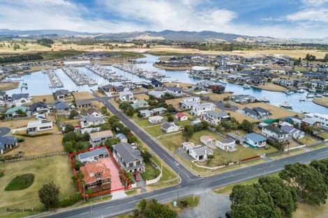 Photo of property in 141 Marsden Bay Drive, One Tree Point, 0118