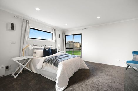 Photo of property in 2 Capricorn Place, Rototuna North, Hamilton, 3210