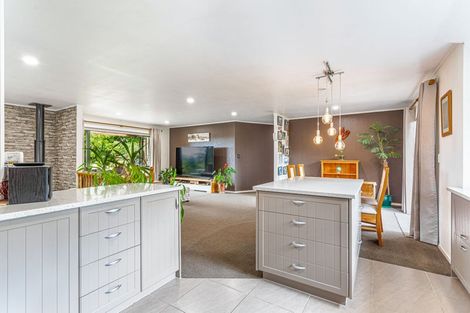 Photo of property in 1/199 Birdwood Road, Massey, Auckland, 0614