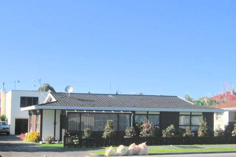 Photo of property in 1242a Cameron Road, Gate Pa, Tauranga, 3112