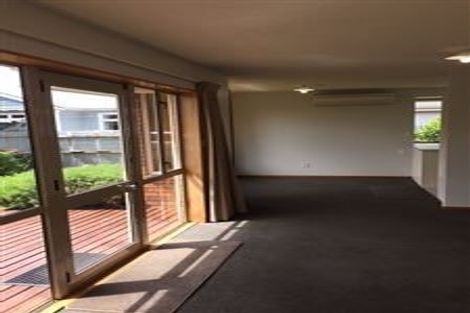 Photo of property in 2/66 Martin Avenue, Beckenham, Christchurch, 8023