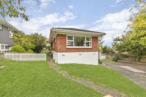 Photo of property in 27 Gills Road, Bucklands Beach, Auckland, 2014