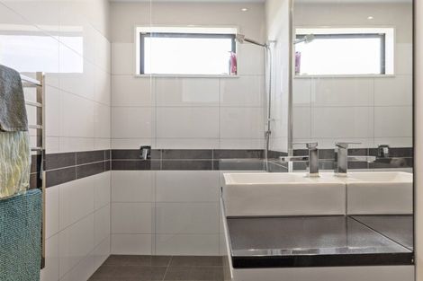 Photo of property in 1/5 The Moorings, Two Mile Bay, Taupo, 3330