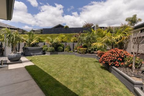 Photo of property in 13 Shoreview Close, Omokoroa, 3114