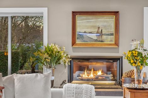 Photo of property in 9 Hollyhock Lane, Wanaka, 9305