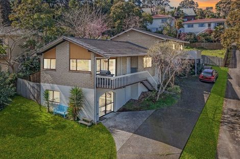 Photo of property in 1/7 Newstead Avenue, Browns Bay, Auckland, 0632