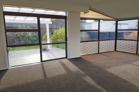 Photo of property in 177 Waiwhetu Road, Waterloo, Lower Hutt, 5011