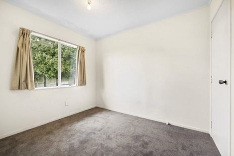 Photo of property in 14 Styca Place, Sunnyvale, Auckland, 0612
