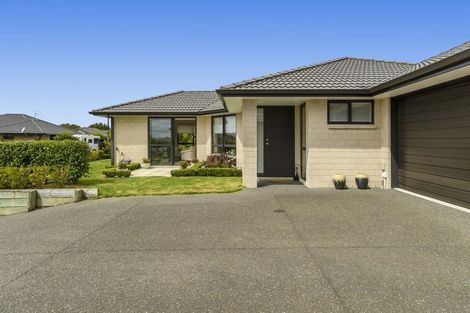 Photo of property in 9 Vista Close, Omokoroa, 3114