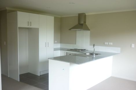 Photo of property in 59a Sungrove Rise, Sunnyvale, Auckland, 0612