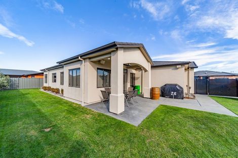 Photo of property in 14 Portland Place, Poraiti, Napier, 4112