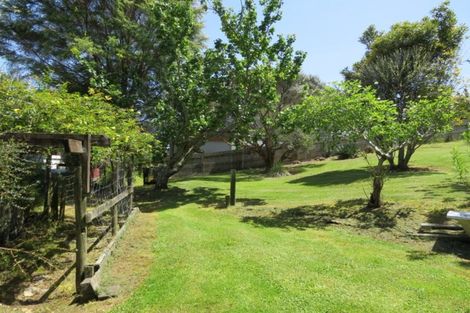 Photo of property in 46 James Street, Coromandel, 3506