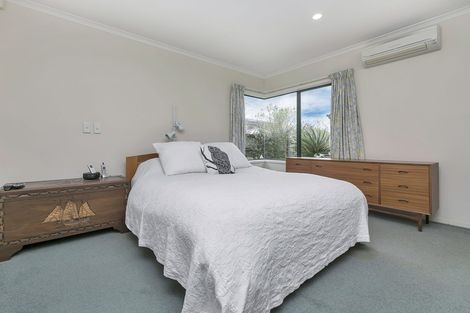 Photo of property in 4 Rush Creek Drive, Westgate, Auckland, 0614