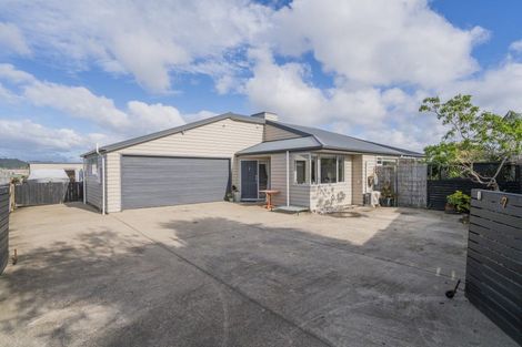 Photo of property in 7 Redwings Close, Whitianga, 3510