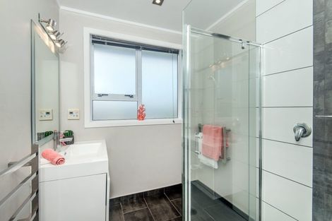 Photo of property in 11 Kimball Place, Johnsonville, Wellington, 6037