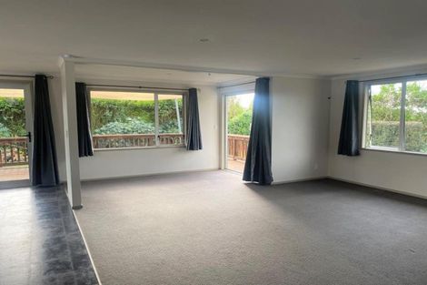 Photo of property in 5 Egmont Road, Waiwhakaiho, New Plymouth, 4312