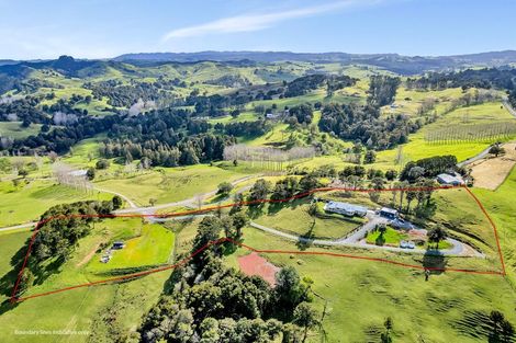 Photo of property in 251 Griffin Road, Maungaturoto, 0583