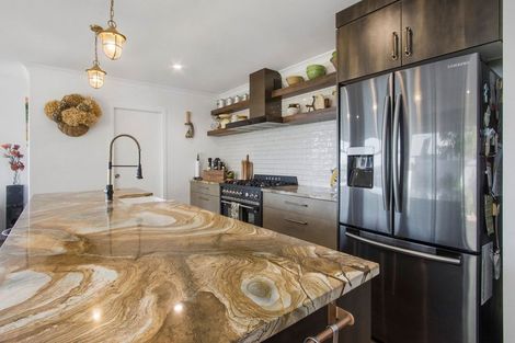 Photo of property in 29 Lakeside Terrace, Omokoroa, 3114