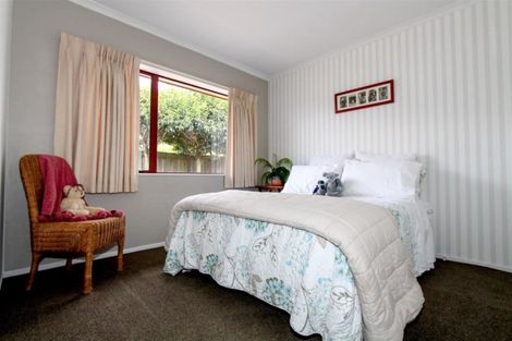 Photo of property in 17 Frame Place, Owhata, Rotorua, 3010