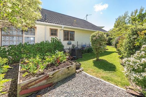 Photo of property in 17c York Street, Gonville, Whanganui, 4501
