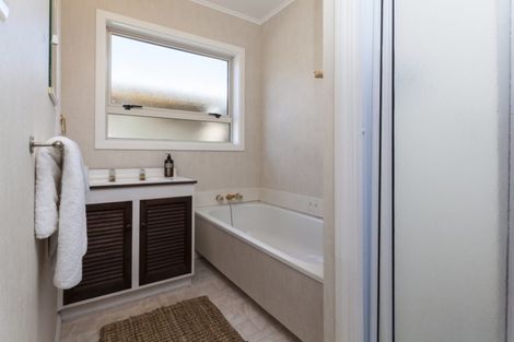 Photo of property in 19 Bentley Street, Russley, Christchurch, 8042