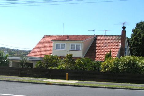 Photo of property in 99 Forrest Hill Road, Milford, Auckland, 0620