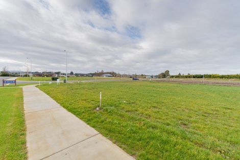 Photo of property in 15 Marakura Drive, Te Anau, 9600