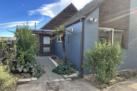 Photo of property in 2 Petries Road, Woodend, 7610