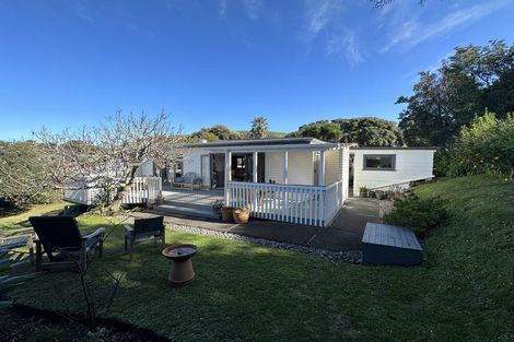 Photo of property in 25 Lysnar Street, Okitu, Gisborne, 4010