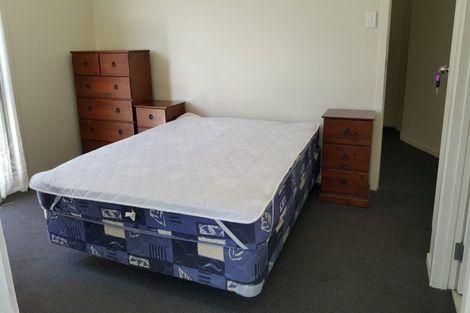 Photo of property in 8c Schnapper Rock Road, Schnapper Rock, Auckland, 0632