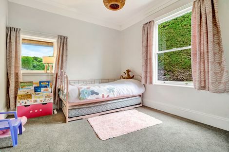 Photo of property in 42 Marion Street, Macandrew Bay, Dunedin, 9014