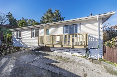 Photo of property in 108 Arahura Crescent, Waitangirua, Porirua, 5024