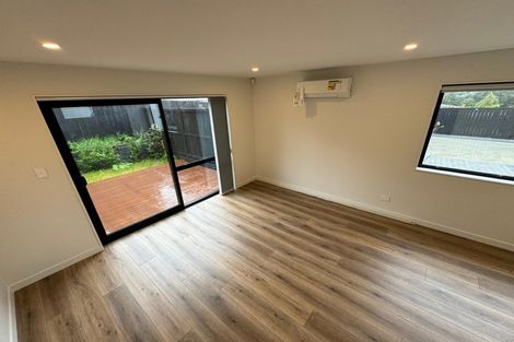 Photo of property in 19 Windy Ridge Road, Glenfield, Auckland, 0629