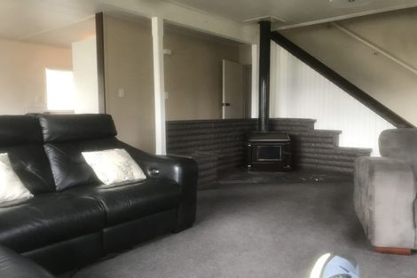 Photo of property in 15b Williams Street, Sunshine Bay, Queenstown, 9300