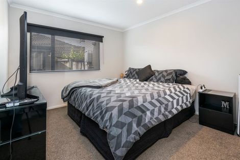Photo of property in 7 Lilybank Crescent, East Tamaki, Auckland, 2013