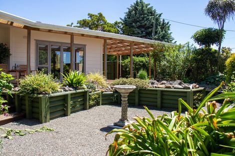 Photo of property in 2 North Street, Greytown, 5712