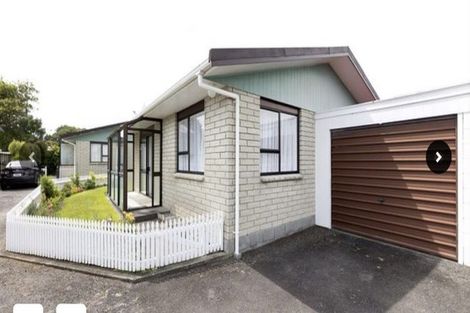 Photo of property in 2/151 Carrington Street, Lower Vogeltown, New Plymouth, 4310