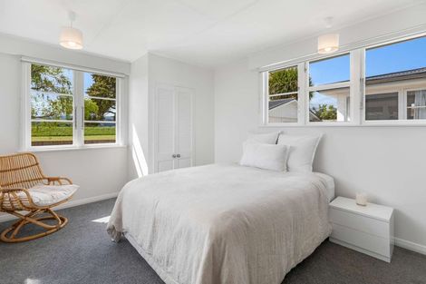 Photo of property in 37 Waterloo Crescent, Hokowhitu, Palmerston North, 4410