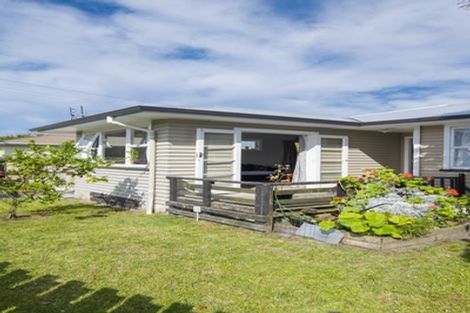 Photo of property in 52 Tyndall Road, Outer Kaiti, Gisborne, 4010