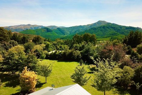 Photo of property in 16 Coleridge Street, Hanmer Springs, 7334