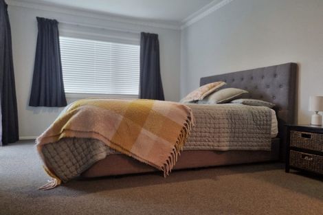 Photo of property in 1/458 Great South Road, Opaheke, Papakura, 2113