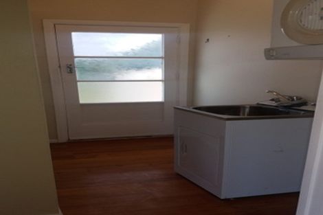 Photo of property in 5 Seddon Street, Carterton, 5713