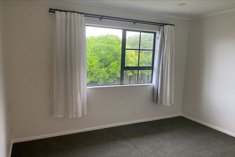 Photo of property in 2 Marram Way, Peka Peka, Waikanae, 5391