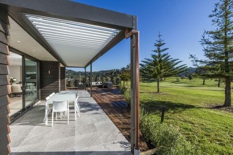 Photo of property in 18 Lucas Creek Way, Albany, Auckland, 0632