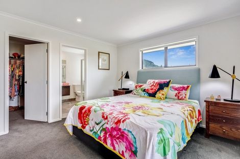 Photo of property in 32 Robert Hastie Drive, Mangawhai, 0573