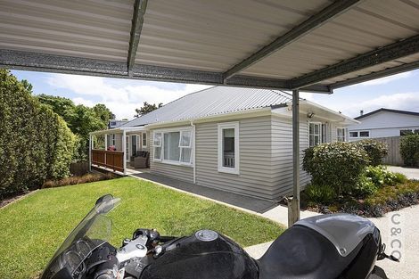 Photo of property in 5 Norglen Lane, Riverhead, 0820